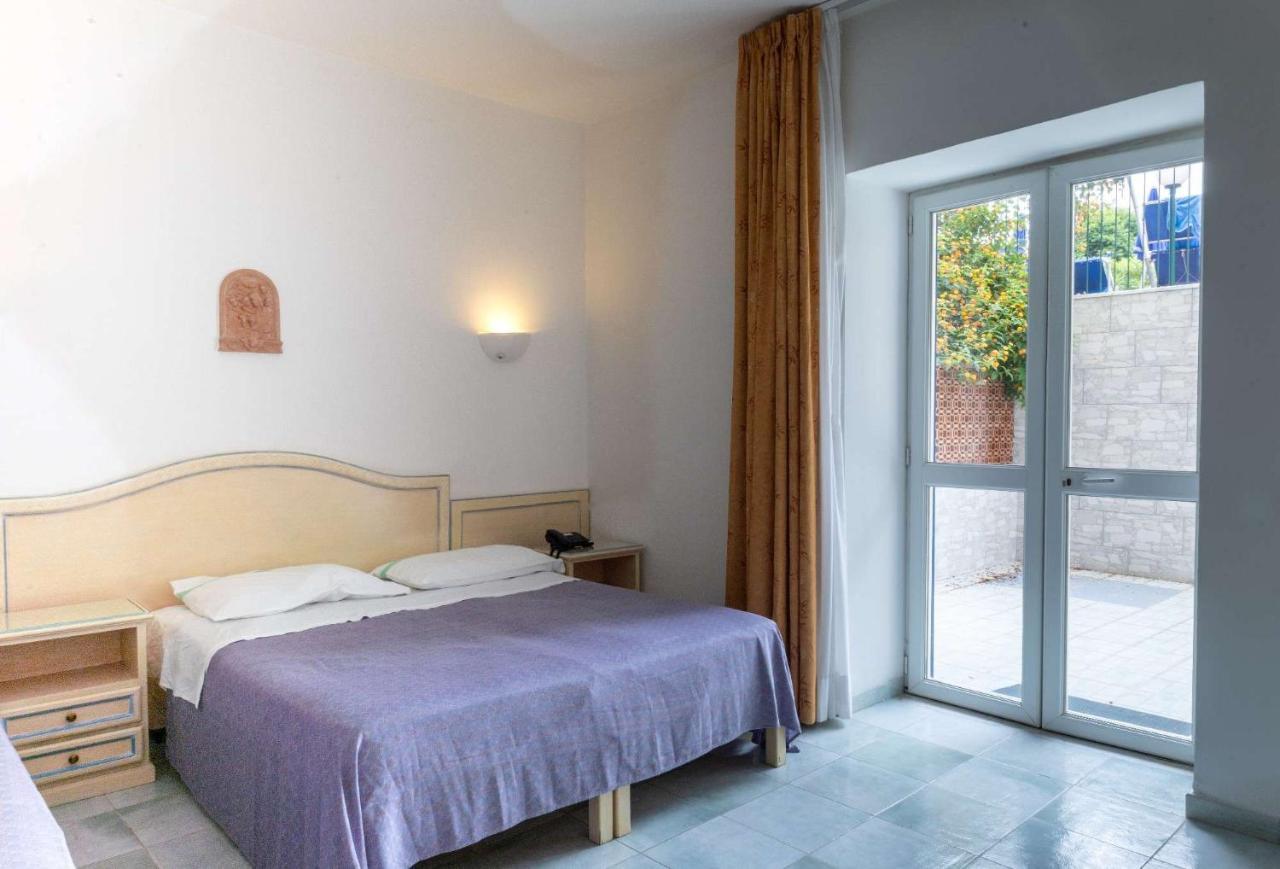 Hotel Royal Terme Ischia Luaran gambar