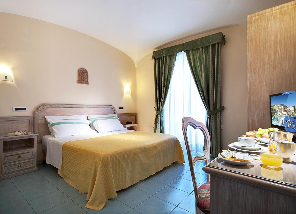 Hotel Royal Terme Ischia Luaran gambar
